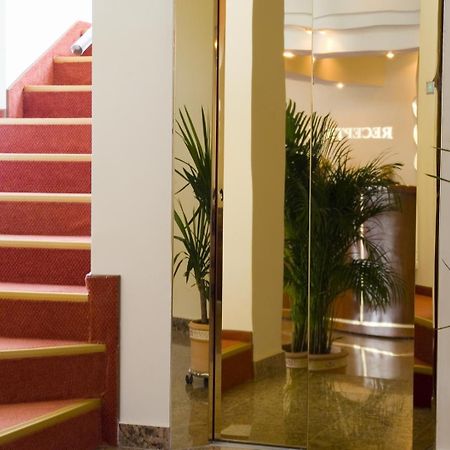 Hotel Alinalex - Paradisul Acvatic Brasov Ngoại thất bức ảnh